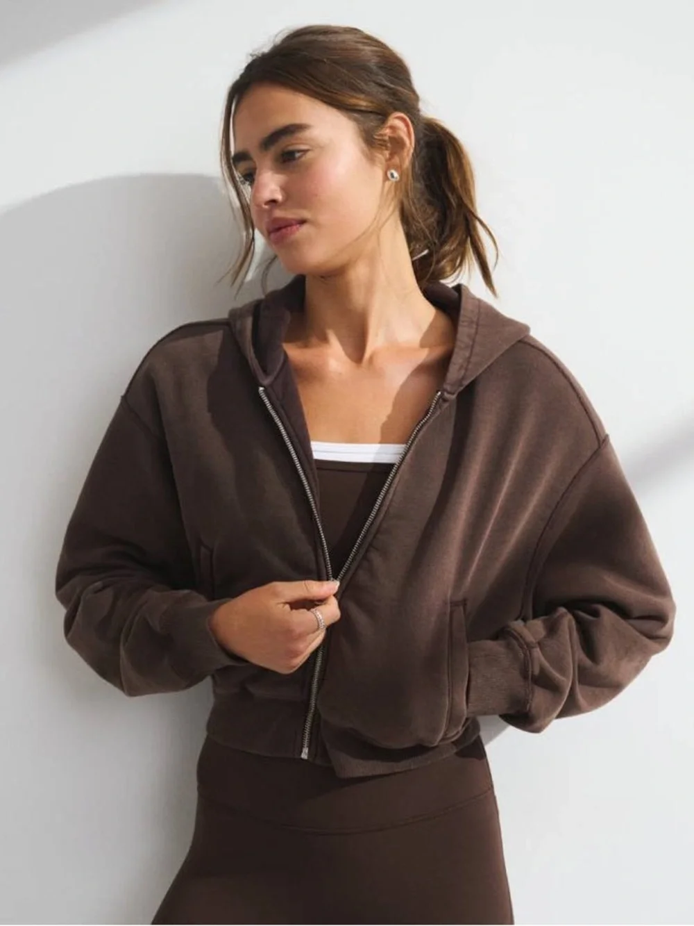 All-In-Motion On-The-Go Full-Zip Longsleeve Crop Hooded Sweatshirt Coffee Brown